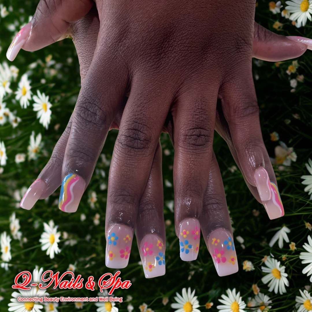 Q-Nails & Spa